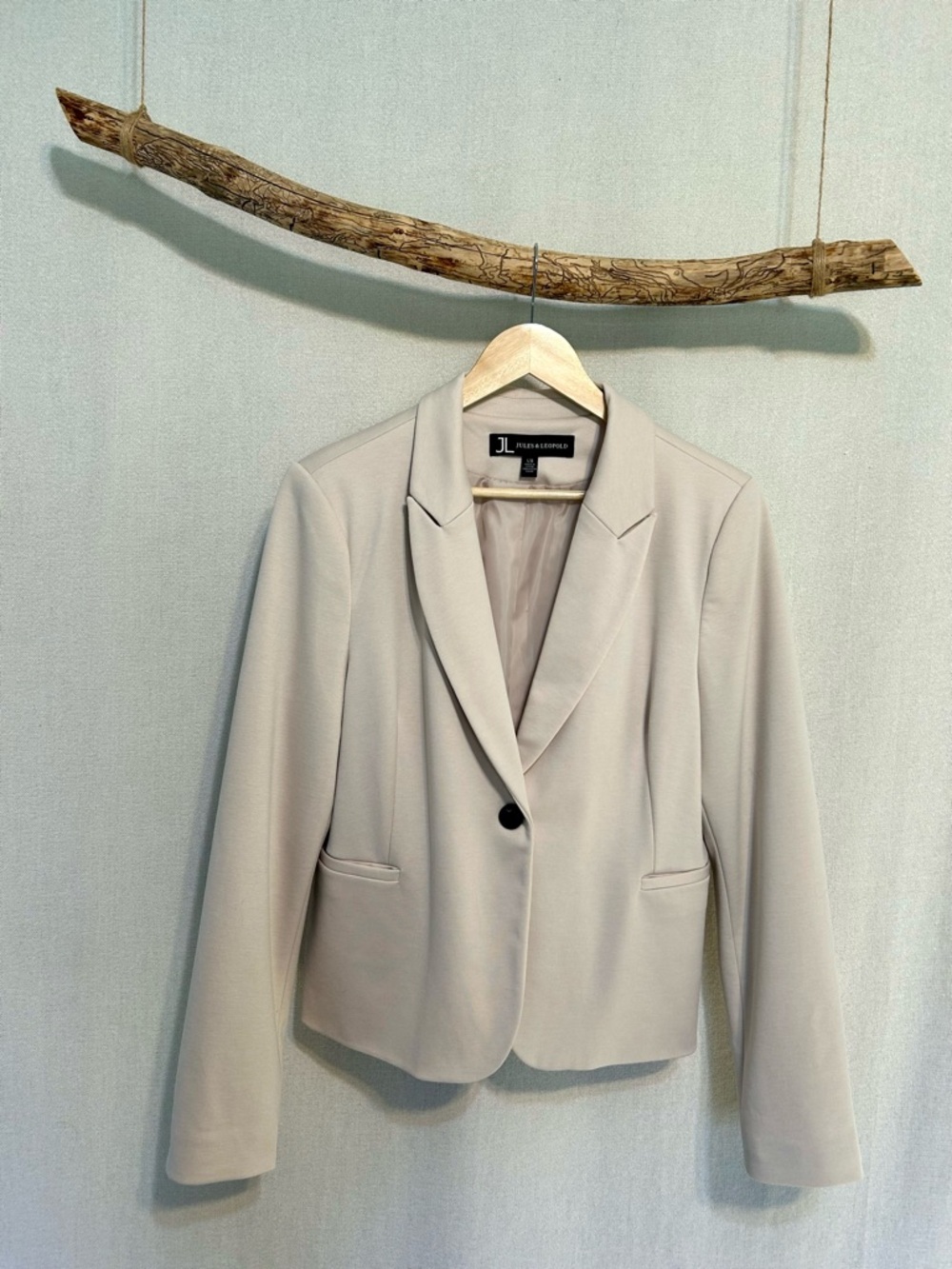 Jules & Leopold Cream Single-Button Women's Blazer